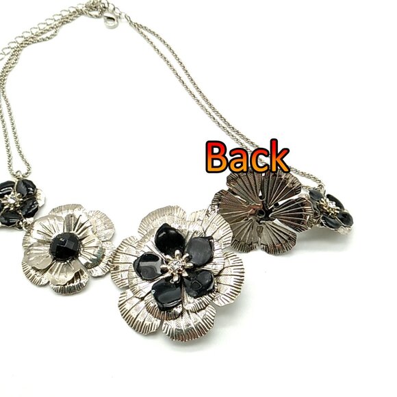 2028 Brand Metal Flower Necklace Black Silver-tone Crystal Signed - Picture 6 of 16